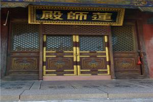 裝飾銅門