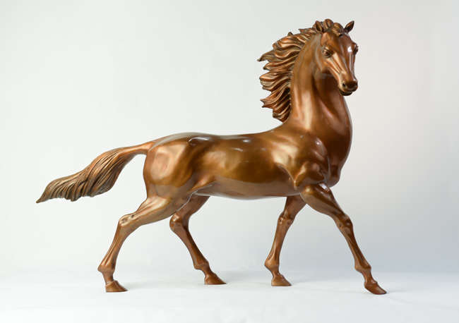 新九鼎銅藝美術館三號展廳——銅工藝品：志在千里